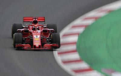 Ferrari Salah Strategi