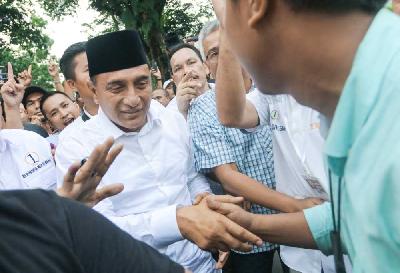 Isu etnis dan agama menjadi jualan utama dalam pemilihan Gubernur Sumatera Utara. Tablig akbar Abdul Somad dan Gatot Nurmantyo mengarahkan pemilih.
