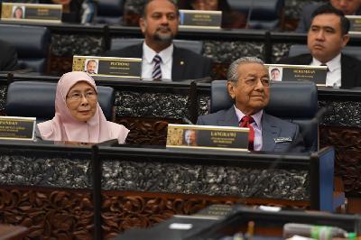 Oposisi Tolak Ketua DPR Pilihan Mahathir