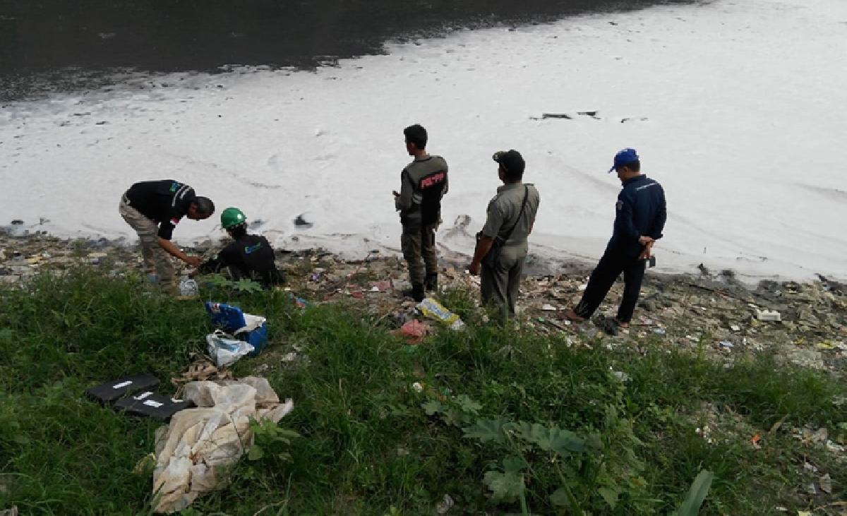 Kahatex Bantah Buang Limbah Di Sungai Cileungsi Metro Koran Tempo Co