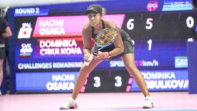 Naomi Osaka saat turnamen Pan Pacific Open di Tokyo, Jepang, Rabu pekan lalu. 
-AP/Eugene Hoshiko