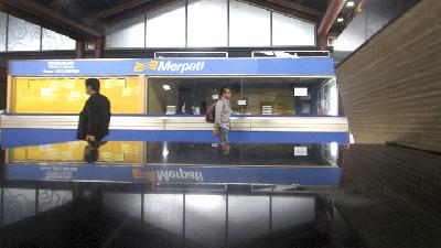 Loket penjualan tiket Merpati  yang tutup di Bandar Udara Soekarno-Hatta, Februari 2014.