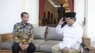 Presiden Joko Widodo dan Prabowo Subianto di Istana Merdeka, Jakarta, November 2016./ ANTARA/Widodo S. Jusuf.