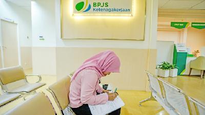 BPJS Ketenagakerjaan office in Menara Jamsostek, Jakarta, July 12./Tempo/Tony Hartawan