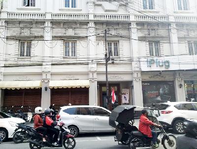 Gedung di area Kesawan, Medan, yang diyakini dulu merupakan apotek milik Liem Koen Hian, 11 Agustus 2019. TEMPO/Mei Le
