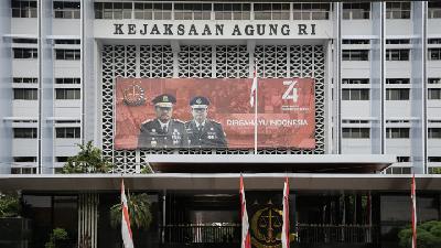 Gedung Kejaksaan Agung RI di jalan Sultan Hasanuddin, Kebayoran Baru, Jakarta Selatan, Agustus 2019. TEMPO/M. Taufan Rengganis