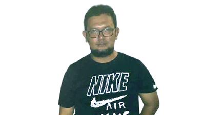 Koordinator Aliansi Organisasi Masyarakat dan Lembaga Swadaya Masyarakat Kota Bekasi, Anwar Sadat: Kami Bukan Preman/Tempo