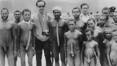 Aloysius Sugiyanto (keempat dari kiri) di Papua, 1962./dok.pribadi