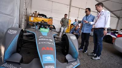 Gubernur Anies Baswedan saat bertemu dengan CEO Formula E Alejandro Agag di New York, Juli 2019.  Instagram @aniesbaswedan