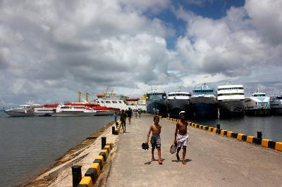 Pelabuhan Penyeberangan antar pulau di Klademak, Kota Sorong, Papua Barat, 1 April lalu. ANTARA/Olha Mulalinda
