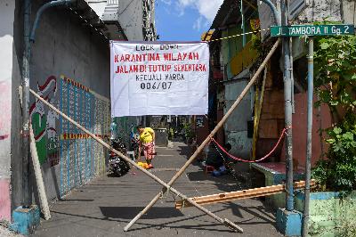 Jalan yang ditutup di Tambora, Jakarta, 3 April lalu. ANTARA/Nova Wahyudi
