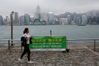 Suasana Hong Kong, Cina, 2 April lalu. REUTERS/Tyrone Siu/File Photo