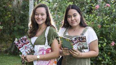 Melati Wijsen dan Isabel Wijsen pendiri gerakan Bye-Bye Plastic Bags di Desa Cemagi, Kabupaten Badung, Bali. Johannes P. Christo