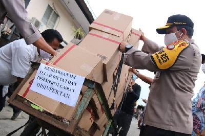Bantuan sosial dari Pemprov DKI Jakarta yang akan dibagikan untuk warga, 10 April lalu. 