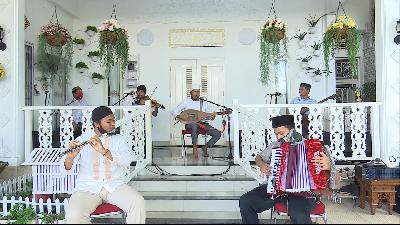 Kelompok musik Blacan Aromatic Ethnic Project tampil secara daring di kanal youtube Budaya Saya. Youtube/Budaya Saya.