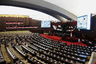 Anggota DPR RI mengikuti rapat paripurna di Kompleks Parlemen, Senayan, Jakarta, 15 Juni lalu.
