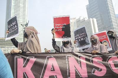 Aksi menolak RUU PKS pada Hari Bebas Kendaraan Bermotor di Bundaran HI, Jakarta, April 2019.  TEMPO/Muhammad Hidayat