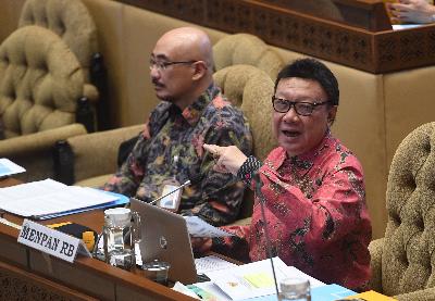 Tjahjo Kumolo di Kompleks Parlemen, Senayan, Jakarta, 6 Juli 2020.  ANTARA/Akbar Nugroho Gumay
