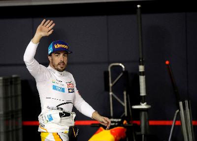 Fernando Alonso di Abu Dhabi, United Arab Emirates. Luca Bruno/ Pool via REUTERS/File Photo