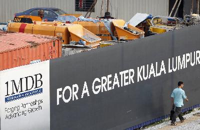 Reklame  1 Malaysia Development Berhad (1MDB) di Kuala Lumpur, Malaysia, 1 Maret 2015. REUTERS/Olivia Harris