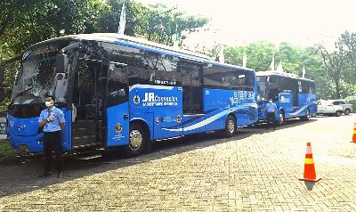 Bus Jabodetabek Residence Connexion di Sentulcity, Bogor, 23 Juli 2020. TEMPO/M.A MURTADHO