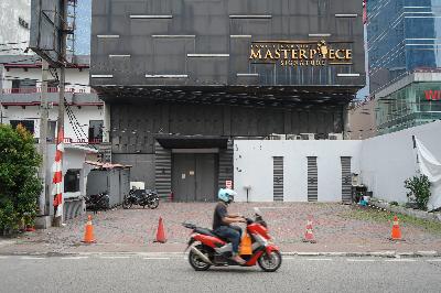 Tempat karaoke Masterpiece Mangga Besar yang tutup di Jakarta, 11 Agustus 2020.  TEMPO/Muhammad Hidayat