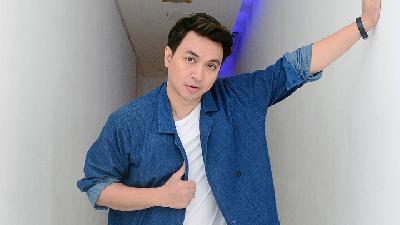 Mario Ginanjar, vokalis dari grup musik Kahitna saat ditemui di Jakarta, 20 Agustus 2020. 
TEMPO/STR/Nurdiansah