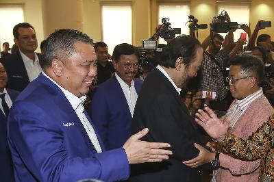 Wakil Ketua Umum Partai NasDem Ahmad Ali (kiri) di  Jakarta,  30 Oktober 2019. TEMPO/Muhammad Hidayat