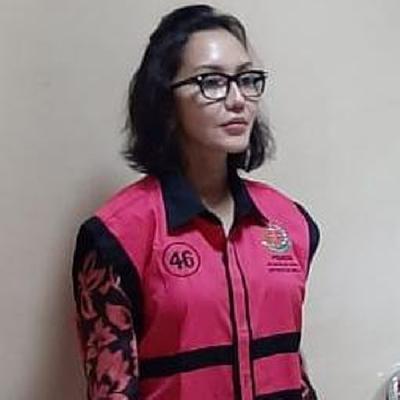 Jaksa Pinangki Sirna Malasari memakai rompi tahanan Kejaksaan Agung. Dok Istimewa/detik.com