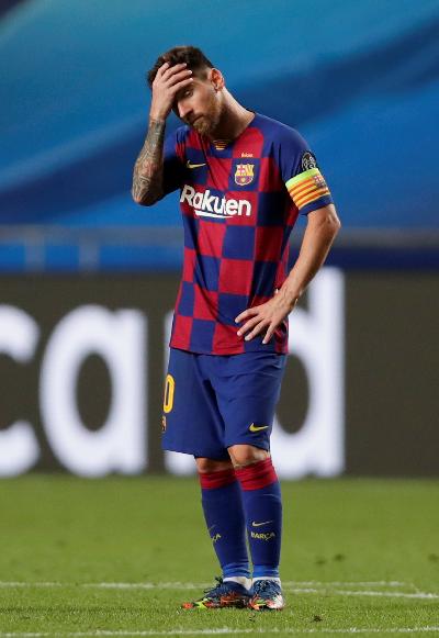 Lionel Messi di Estadio da Luz, Lisbon, Portugal, 14 Agustus 2020. Manu Fernandez/Pool via REUTERS