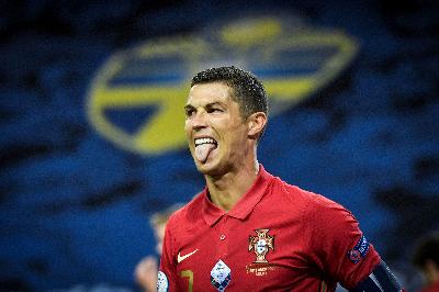 Cristiano Ronaldo di Friends Arena, Stockholm, Swedia, 8 September 2020. TT News Agency/Janerik Henriksson via REUTERS 