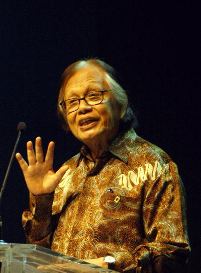 Jakob Oetama di Gedung Arsip Nasional, Jakarta, 2005. TEMPO/Usman Iskandar