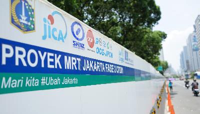 Proyek pembanguan jalur MRT fase 2 di Jalan Thamrin, Jakarta, 1 Oktober 2020. TEMPO/Muhammad Hidayat