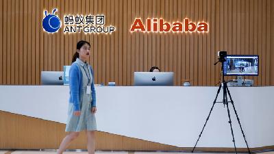 Kantor pusat anak perusahaan Alibaba, Ant Group, di Hangzhou, Provinsi Zhejiang, Cina, Oktober lalu. REUTERS/Aly Song