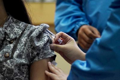 Pelaksanaan uji klinis tahap 3 vaksin Covid-19 Sinovac di RS Pendidikan Universitas Padjadjaran, Bandung, Jawa Barat, 6 Agustus 2020. TEMPO/Prima Mulia