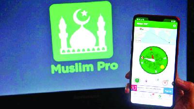 Aplikasi Muslim Pro. Tempo/Jati Mahatmaji