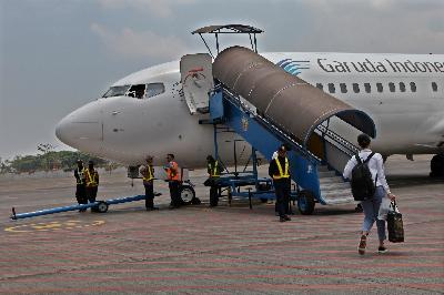 Pesawat Garuda di Bandar Udara Abdulrachman Saleh, Jawa Timur, September 2019.  Tempo/Bintari Rahmanita