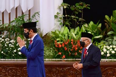 Presiden Joko Widodo dan Wakil Presiden Ma’ruf Amin, di Istana Negara, Jakarta, 21 Desember 2020. BPMI Setpres/Muchlis Jr.