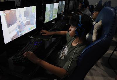 Para penggemar game online di O2 Bandung, Jawa Barat, Maret 2019. TEMPO/Prima Mulia