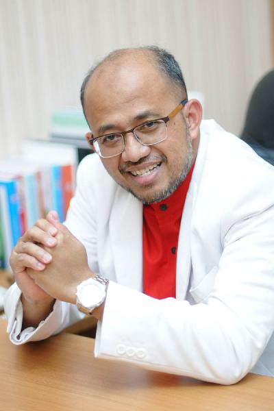 Presiden Elect Ikatan Dokter Indonesia (IDI) 2021 - 2024, Adib Khumaidi. Dok. IDI
