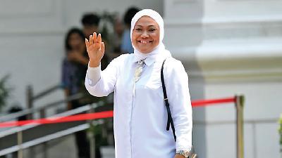 Ida Fauziyah  di Kompleks Istana Kepresidenan di Jakarta, Selasa (22/10/2019). ANTARA FOTO/Puspa Perwitasari