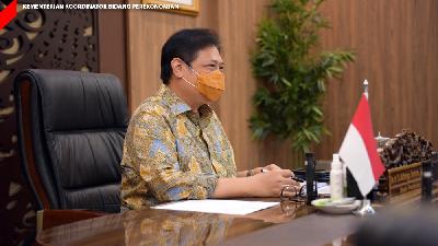 Menteri Koordinator Bidang Perekonomian Airlangga Hartarto selaku Ketua Komite Pengarah BPDPKS.