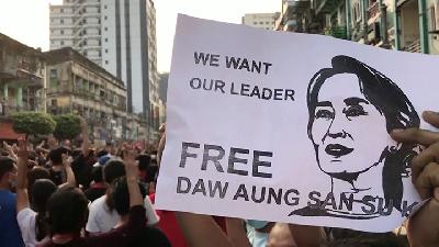 A poster demanding the release of elected leader Aung San Suu Kyi is displayed by a protester during a demonstration against the military coup, in Yangon, Myanmar, February 6, 2021.
Reuters TV
