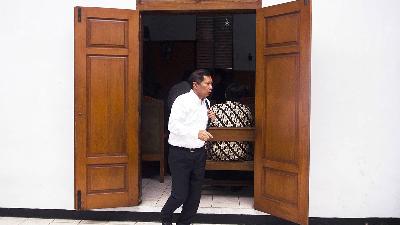 Mantan Direktur Utama PT Pelindo II, Richard Joost (RJ) Lino, setelah menjalani sidang peninjauan kembali pra-peradilan perkara korupsi pengadaan tiga Quay Container Crane di Pengadilan Negeri Jakarta Selatan, Selasa, 26 April 2016./TEMPO/STR/Wisnu Agung Prasetyo
