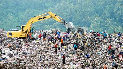Tumpukan sampah di tempat pembuangan akhir sampah Sarimukti, Cipatat, Bandung Barat, Jawa Barat, 19 Februari 2021./TEMPO/Prima Mulia
