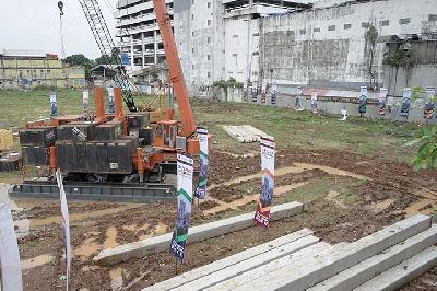 Proyek pembangunan Blok IV Pasar Senen, Jakarta, 11 Maret 2021. TEMPO/Muhammad Hidayat