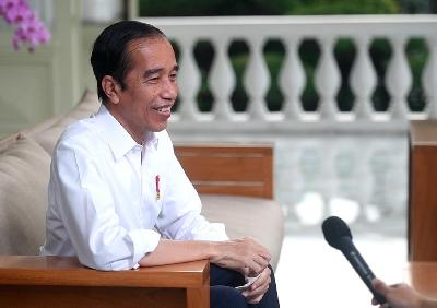 Presiden Joko Widodo menyampaikan tanggapan terkait wacana masa jabatan presiden tiga periode di Istana Merdeka, Jakarta, 15 Maret 2021. Foto: BPMI Setpres