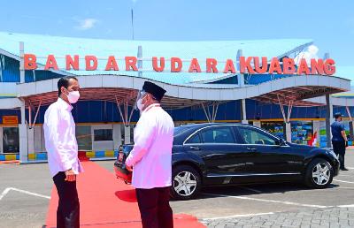 Presiden Joko Widodo saat peresmian Bandara Kuabang Halmahera Utara, Maluku, 24 Maret 2021. Youtube/Sekretariat Presiden