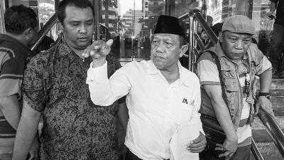 Muchtar Pakpahan di gedung Komisi Pemberantasan Korupsi (KPK), Jakarta,  Februari 2015. Dok.TEMPO/Eko Siswono Toyudho