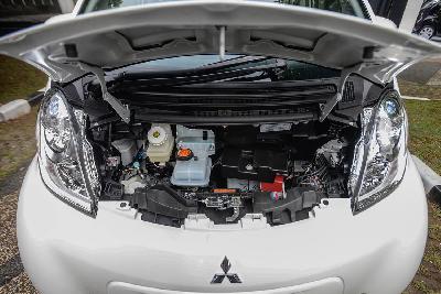 Mobil listrik Mitsubishi i-MiEV di Kementerian Perindustrian, Jakarta, 26 Februari 2018. TEMPO/Tony Hartawan